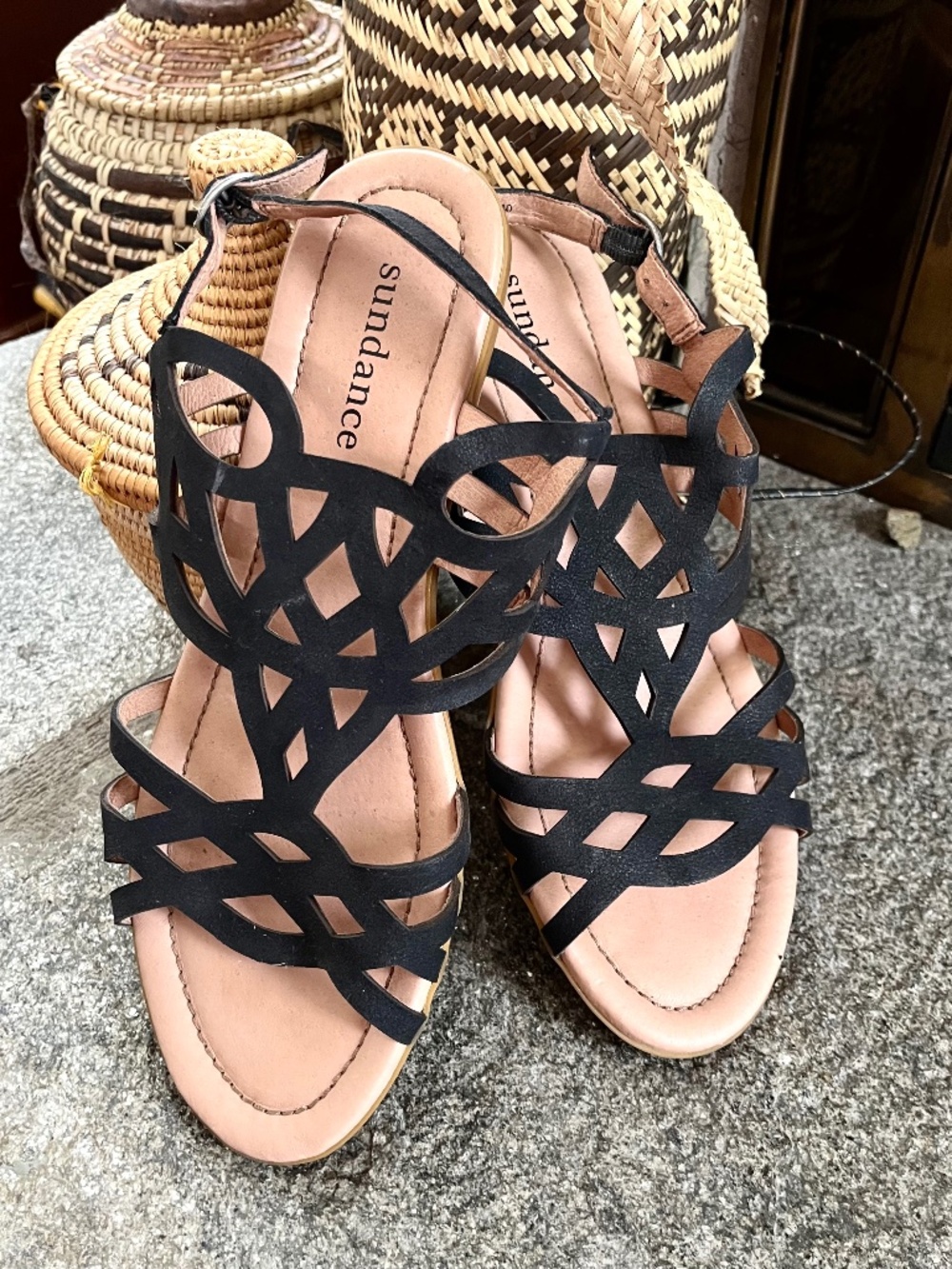 Women's Sundance Black Leather Cutout Zila Sandals, Size 40 EUR, NWT